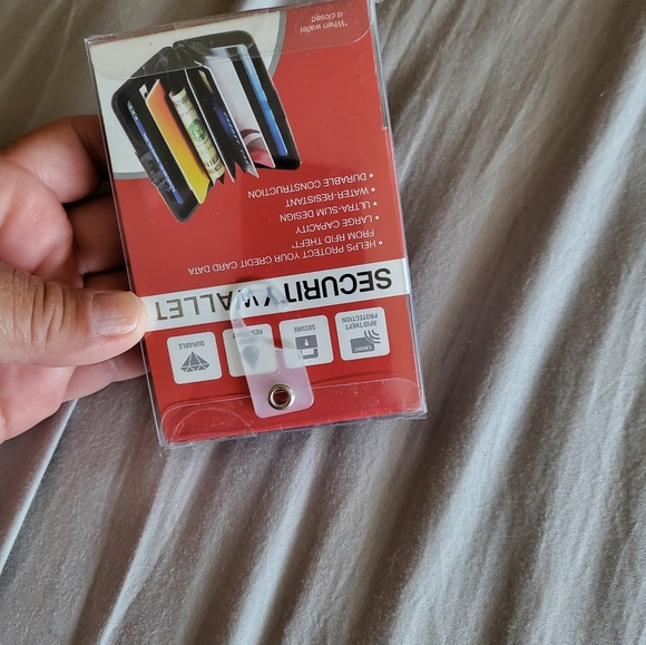 Security wallets - Picture 4 of 5